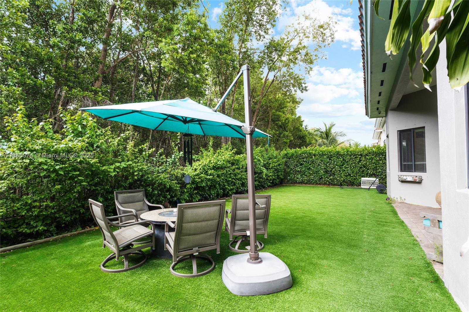 CUTLER CAY - Residential