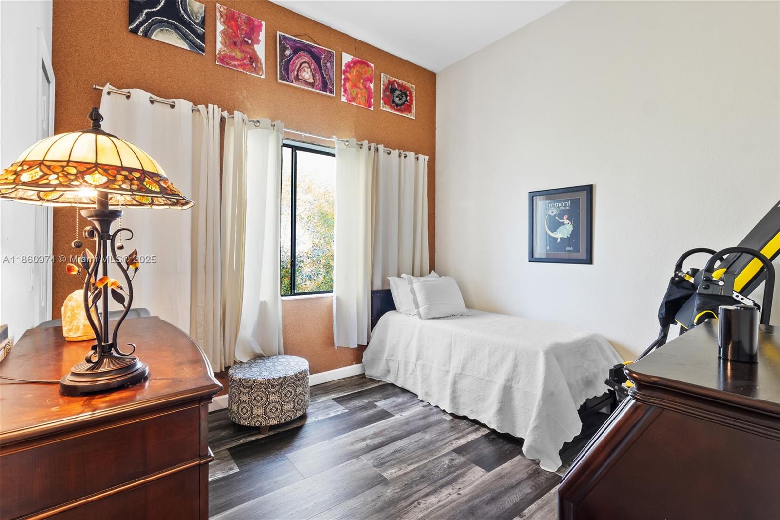 CUTLER CAY - Residential