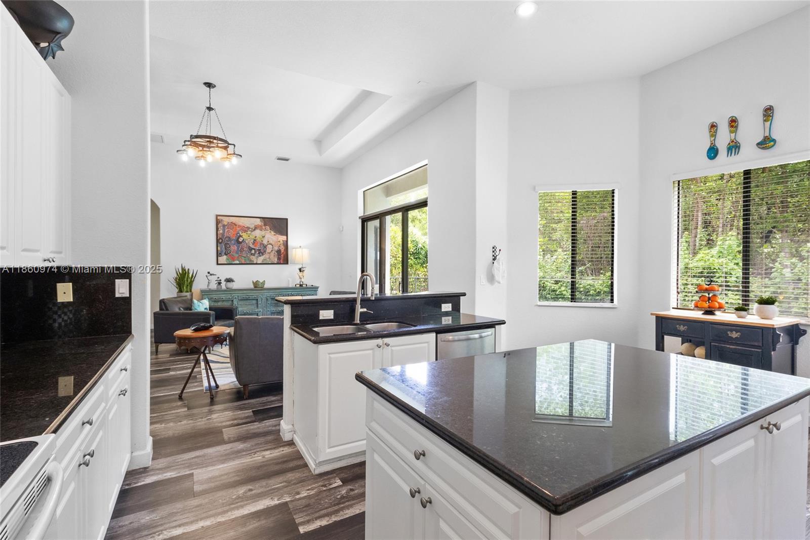 CUTLER CAY - Residential