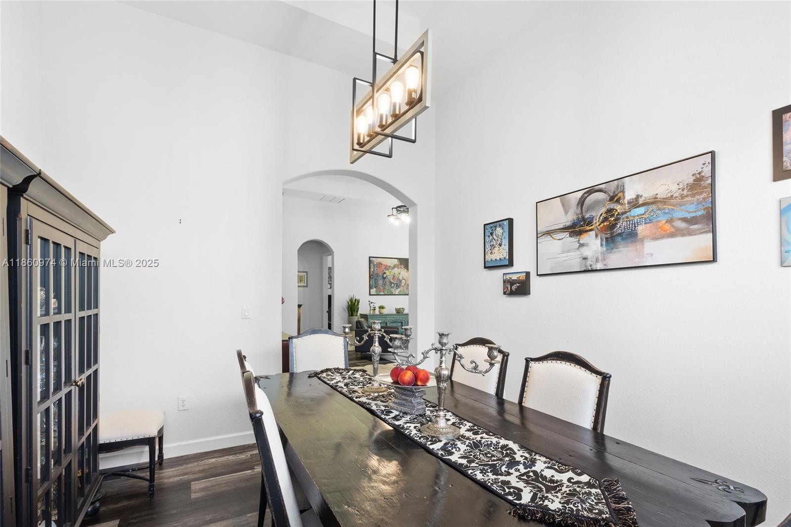 CUTLER CAY - Residential