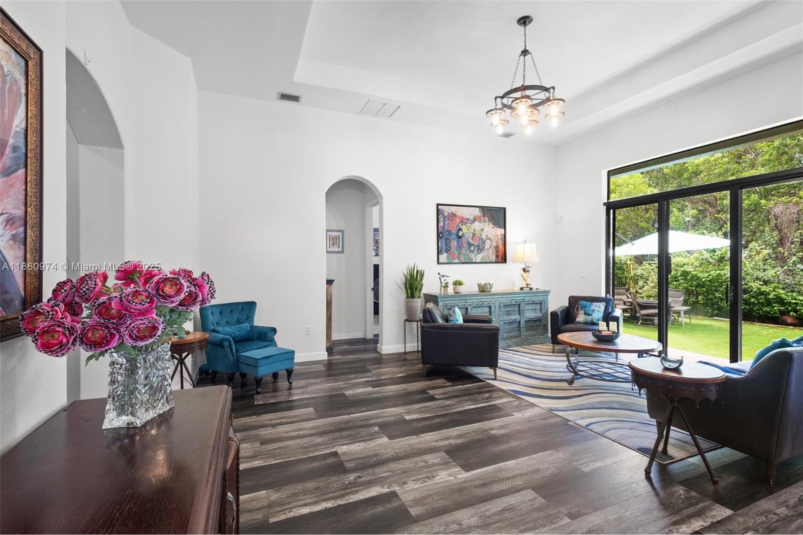 CUTLER CAY - Residential