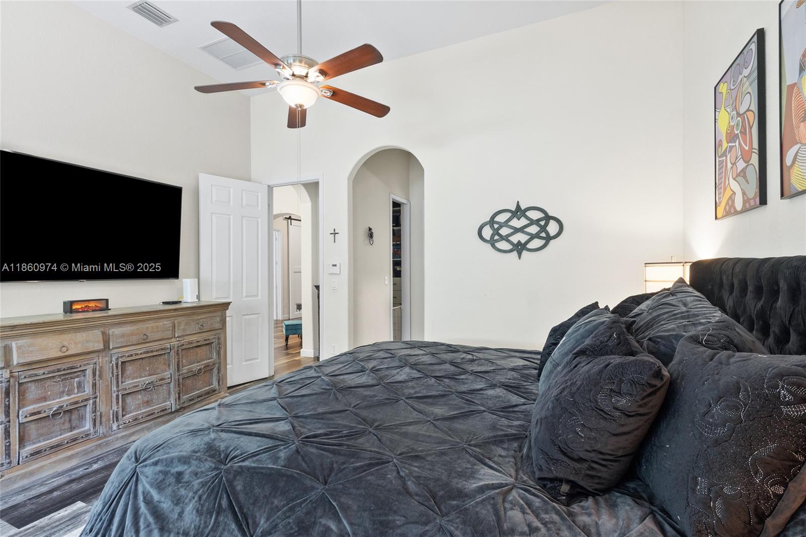 CUTLER CAY - Residential
