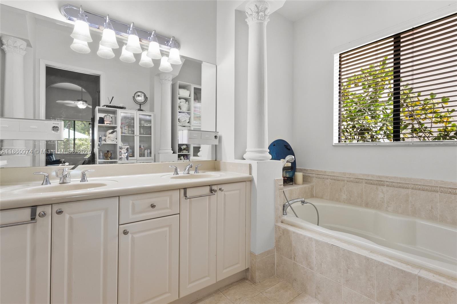 CUTLER CAY - Residential