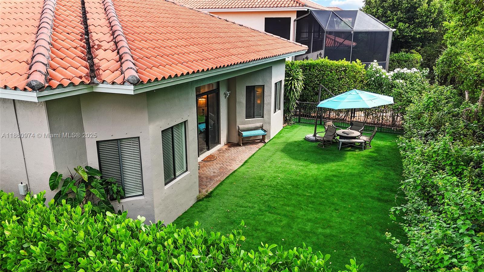 CUTLER CAY - Residential