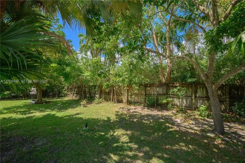 Tiny photo for 14590 SW 84th Ct, Palmetto Bay, FL 33158 (MLS # A12008446)