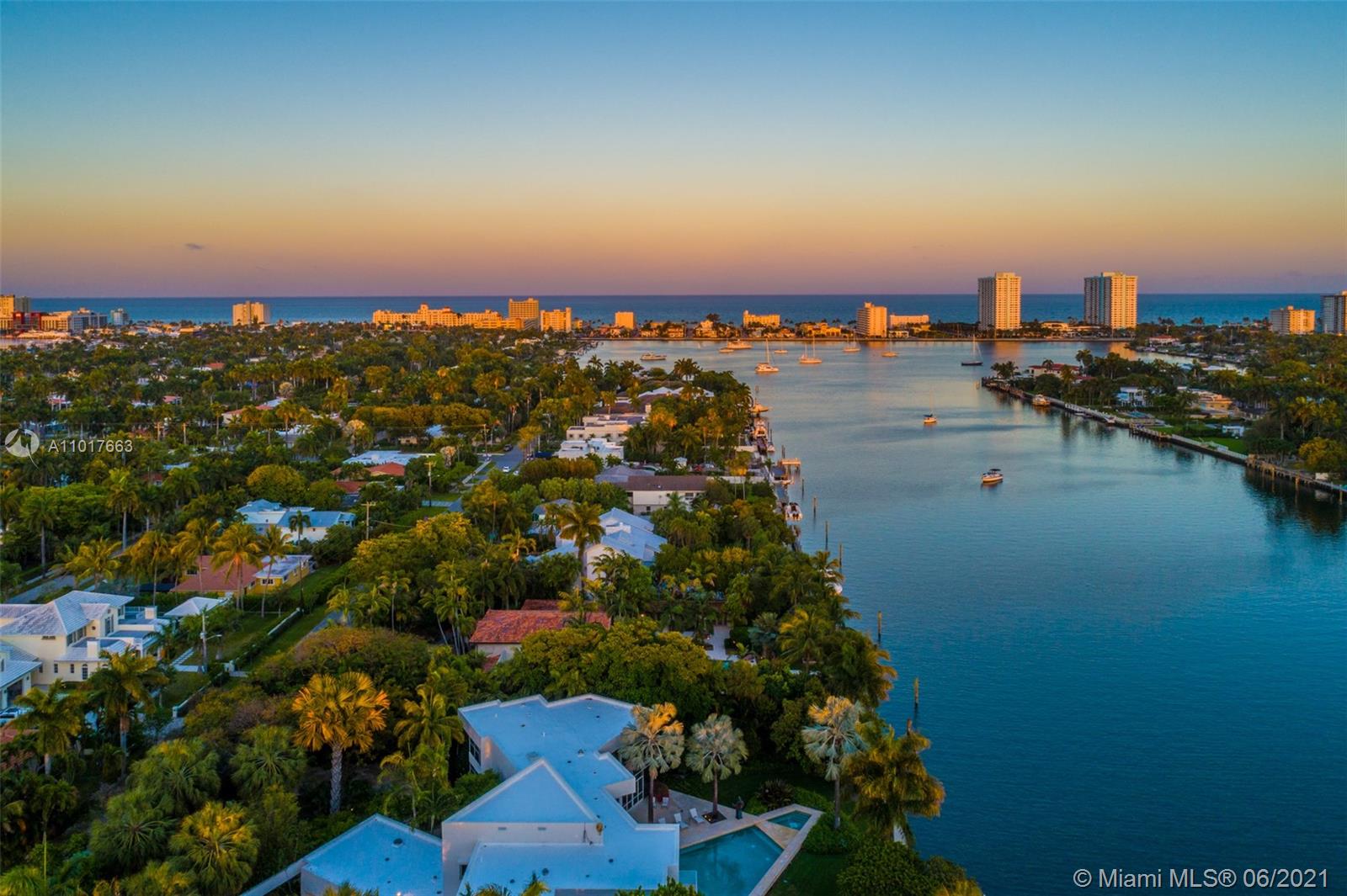 HOLLYWOOD LAKES - Residential