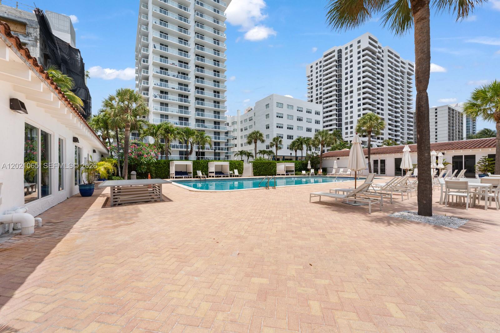 THE ROYAL CLUB CONDO - Residential