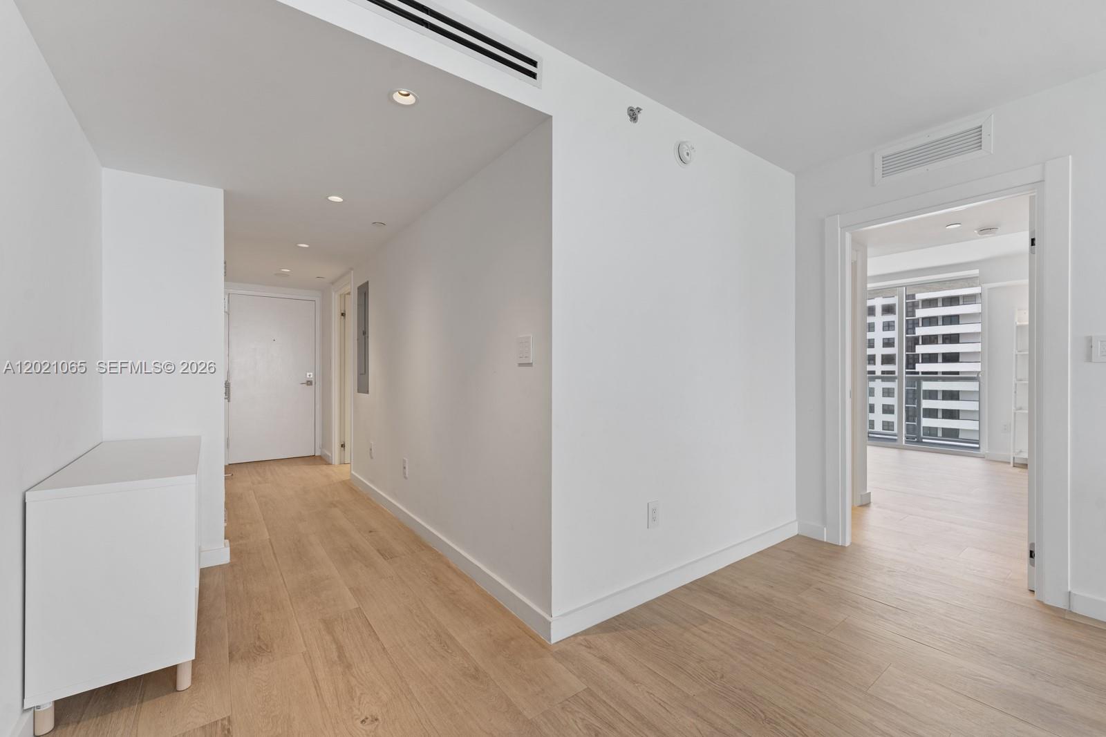 THE ROYAL CLUB CONDO - Residential