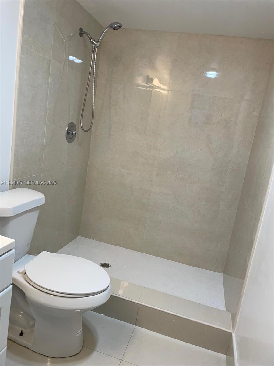 17000 NW 67th Ave 437