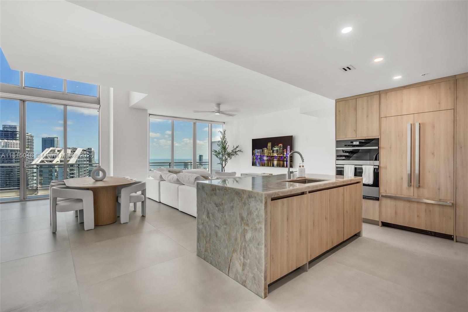 92 SW 3rd St 5204