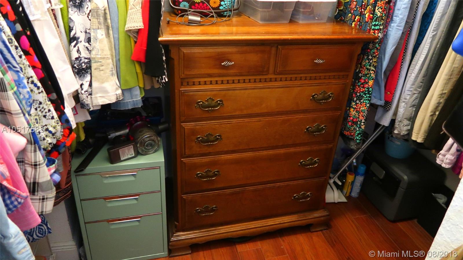 KENDALL GREENS CONDO - Residential