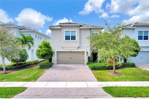 Photo of 1612 Trailhead Ter, Hollywood, FL 33021 (MLS # A11942599)