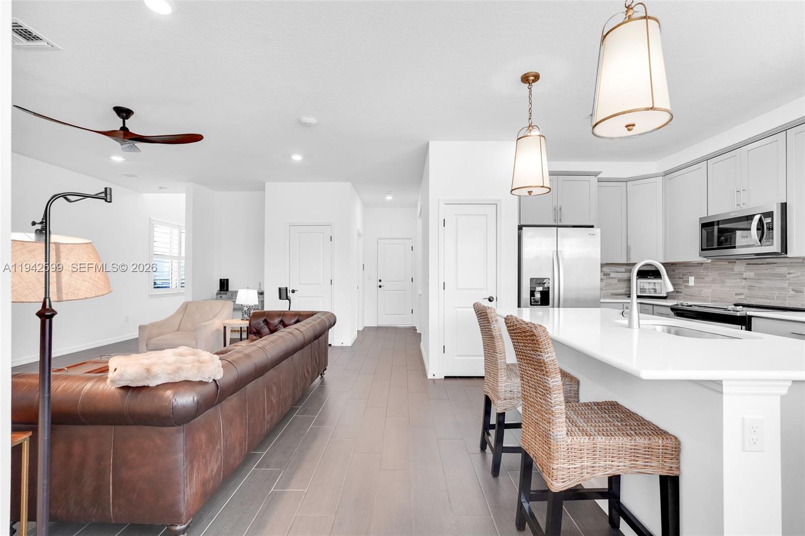 HILLCREST COUNTRY CLUB SO - Residential