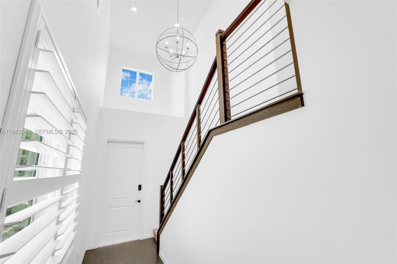 HILLCREST COUNTRY CLUB SO - Residential