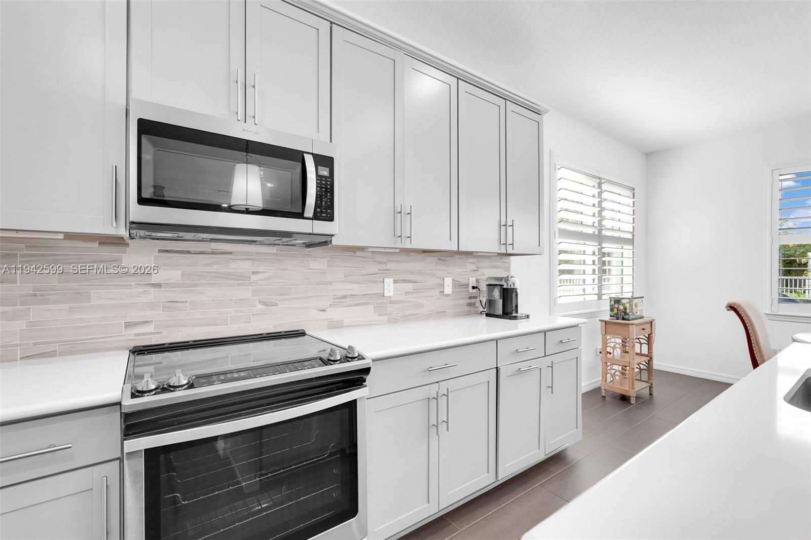 HILLCREST COUNTRY CLUB SO - Residential