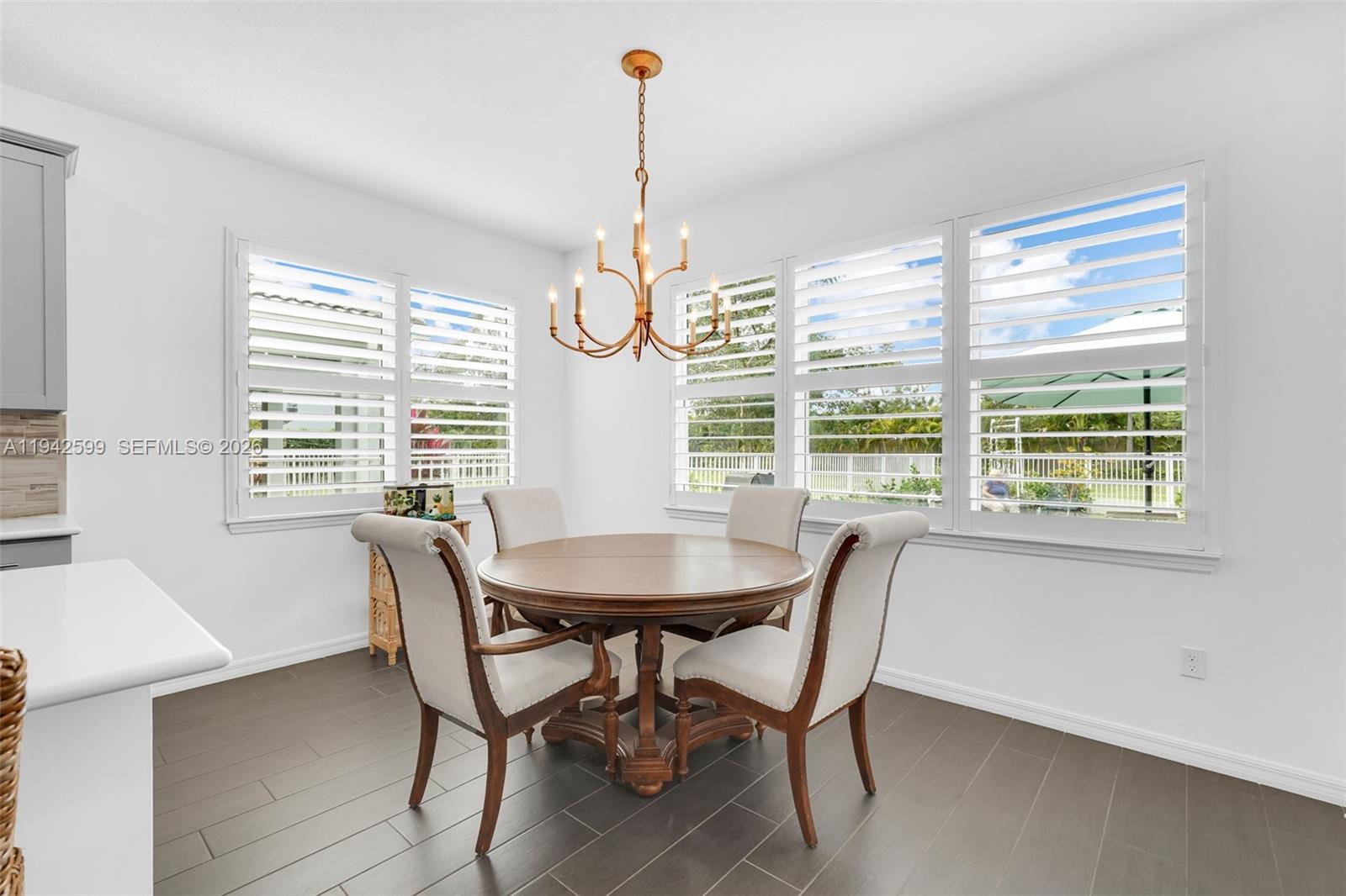 HILLCREST COUNTRY CLUB SO - Residential