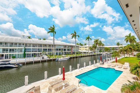 Condominium in Fort Lauderdale FL 3050 48th St St.jpg