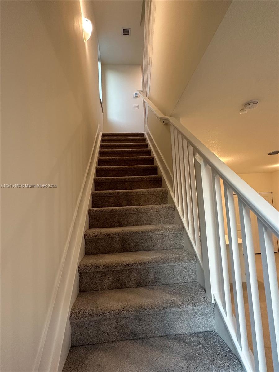 DOWNTOWN DORAL SOUTH PHAS - Residential Lease