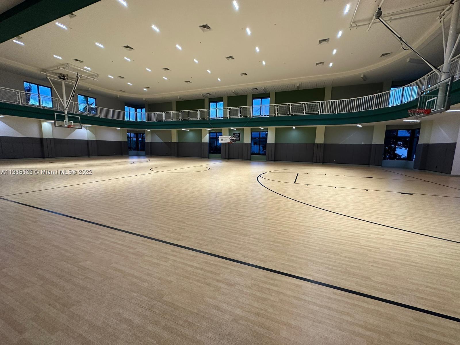 DOWNTOWN DORAL SOUTH PHAS - Residential Lease