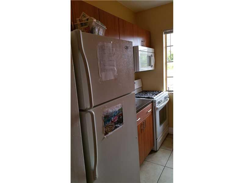 11 53 42 - Residential Lease