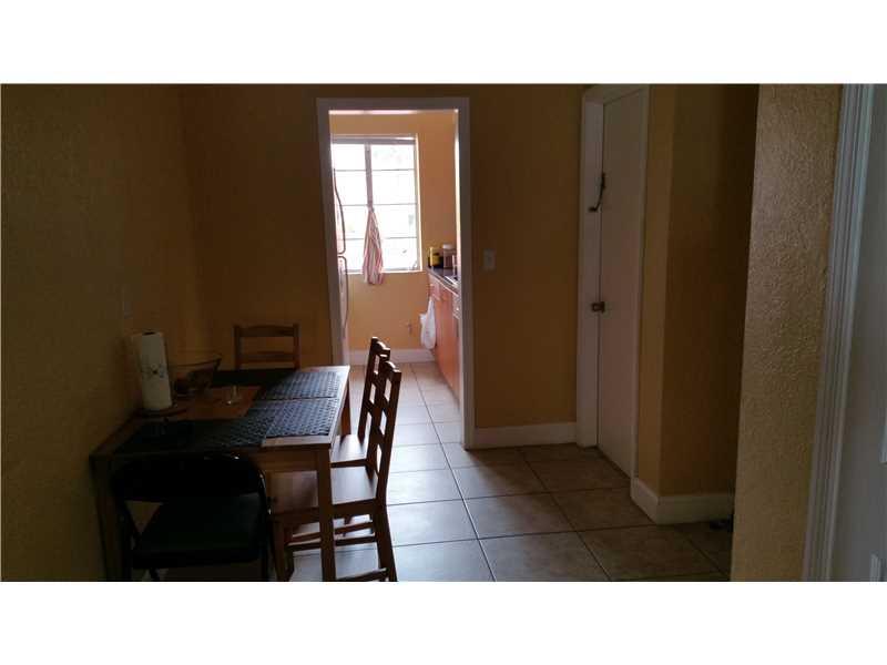 11 53 42 - Residential Lease