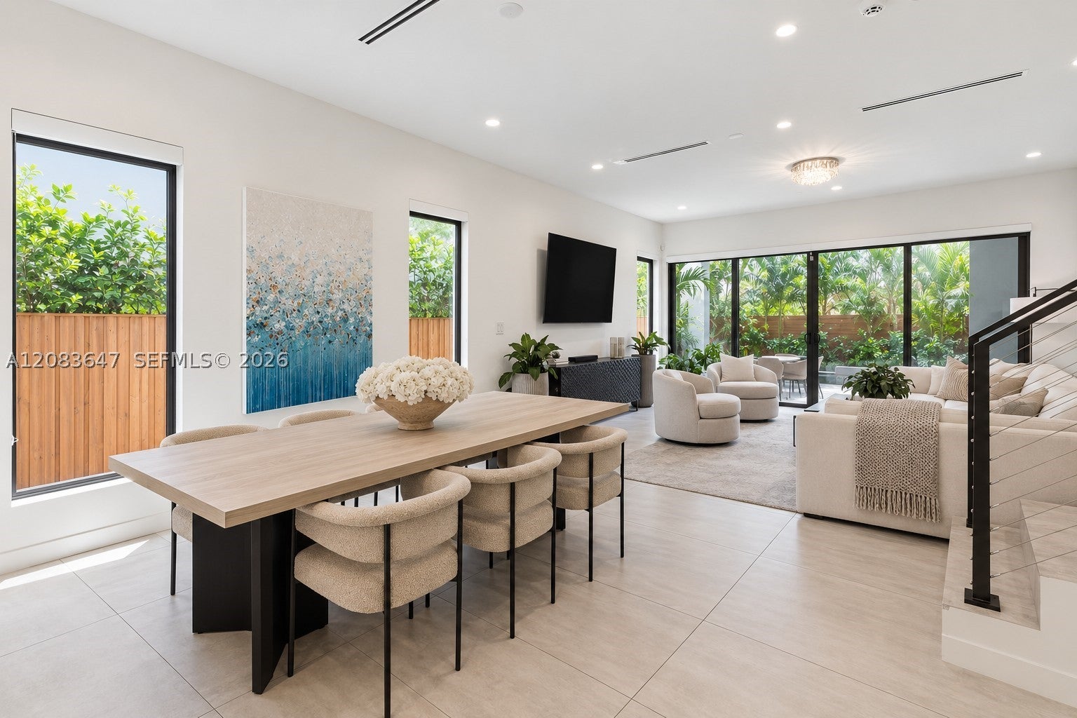 3082 Indiana St, Miami, FL, 33133/$2,685,000 4 3082 Indiana St