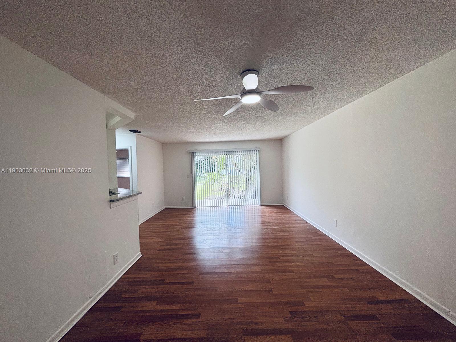 SUMMER LAKE - Residential Lease