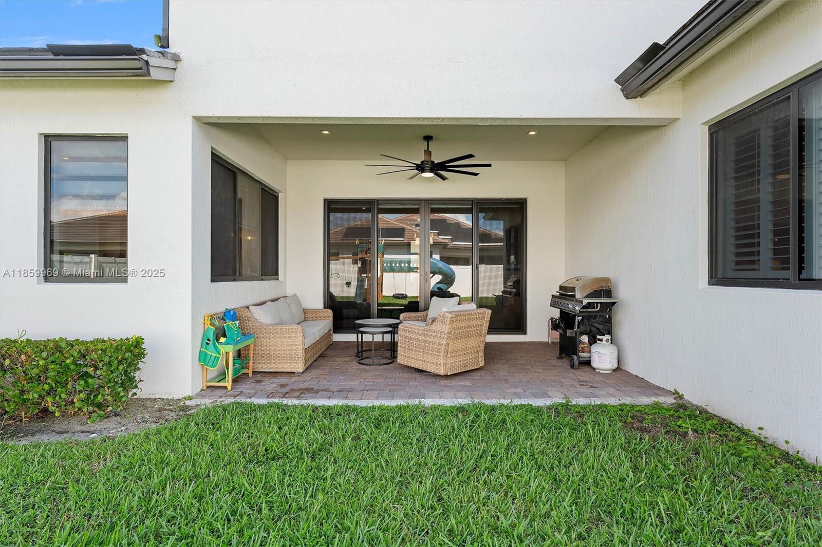 TUSCAN ISLES - Residential