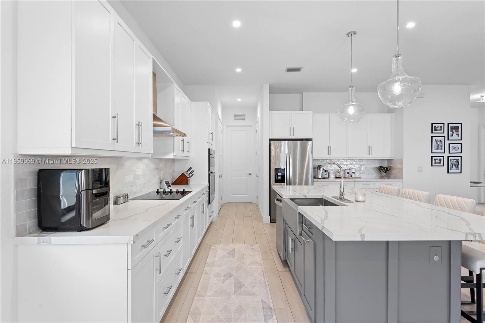 TUSCAN ISLES - Residential