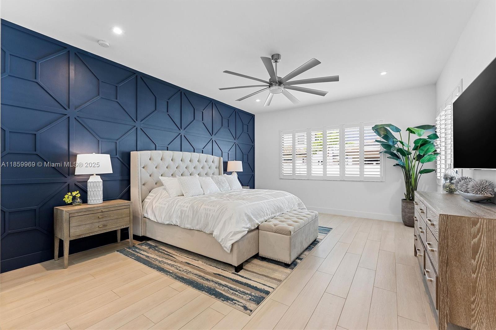 TUSCAN ISLES - Residential