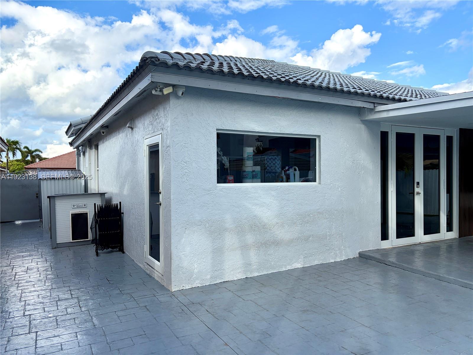 SPANISH LAKES 2ND ADDN - Residential