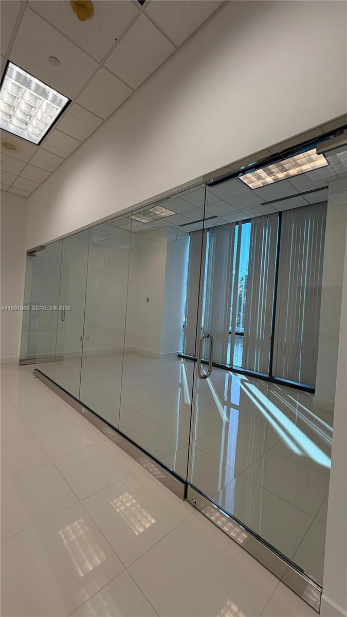 1200 Brickell Ave 200 D/E/F