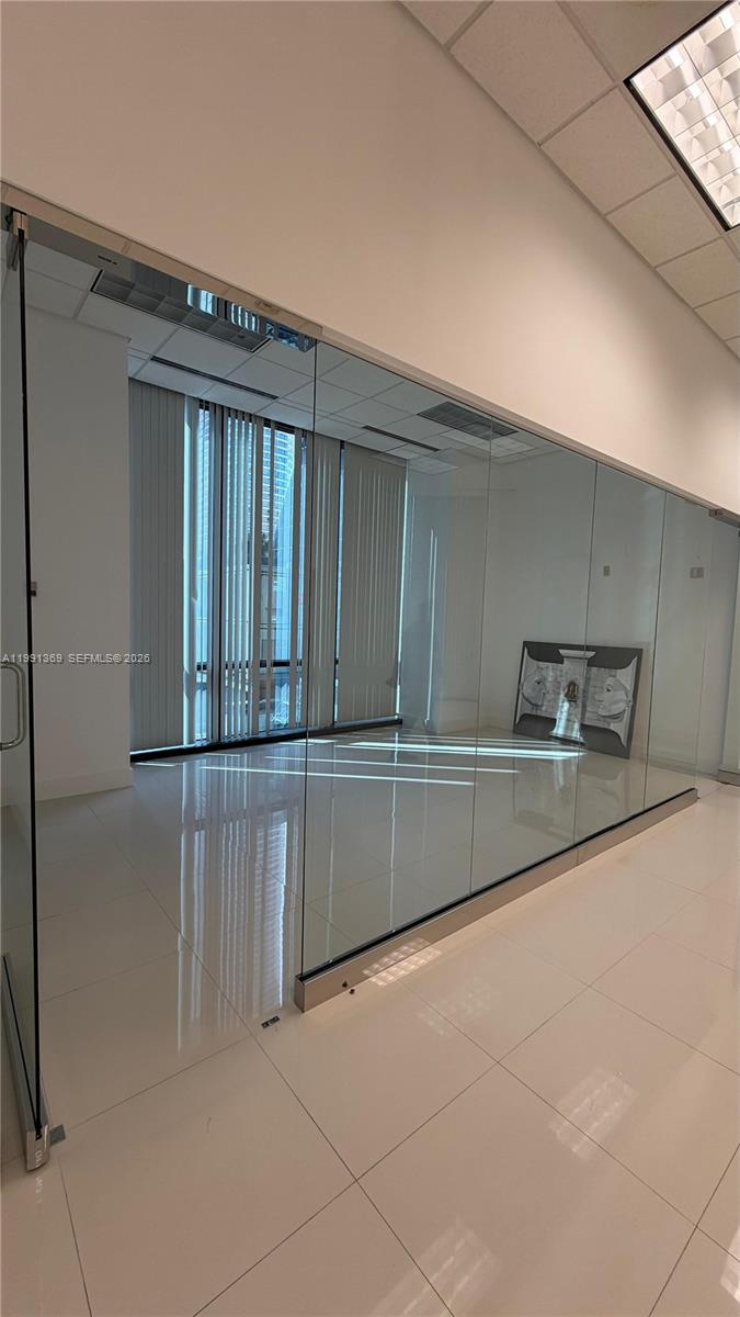 1200 Brickell Ave 200 D/E/F