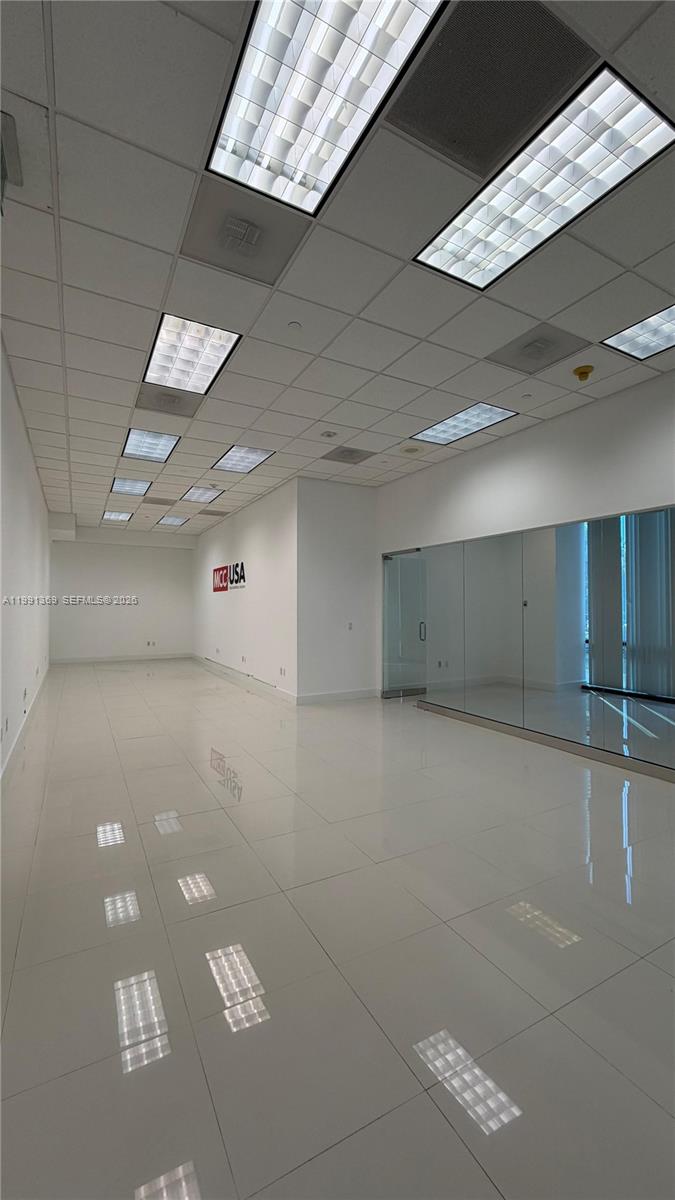 1200 Brickell Ave 200 D/E/F