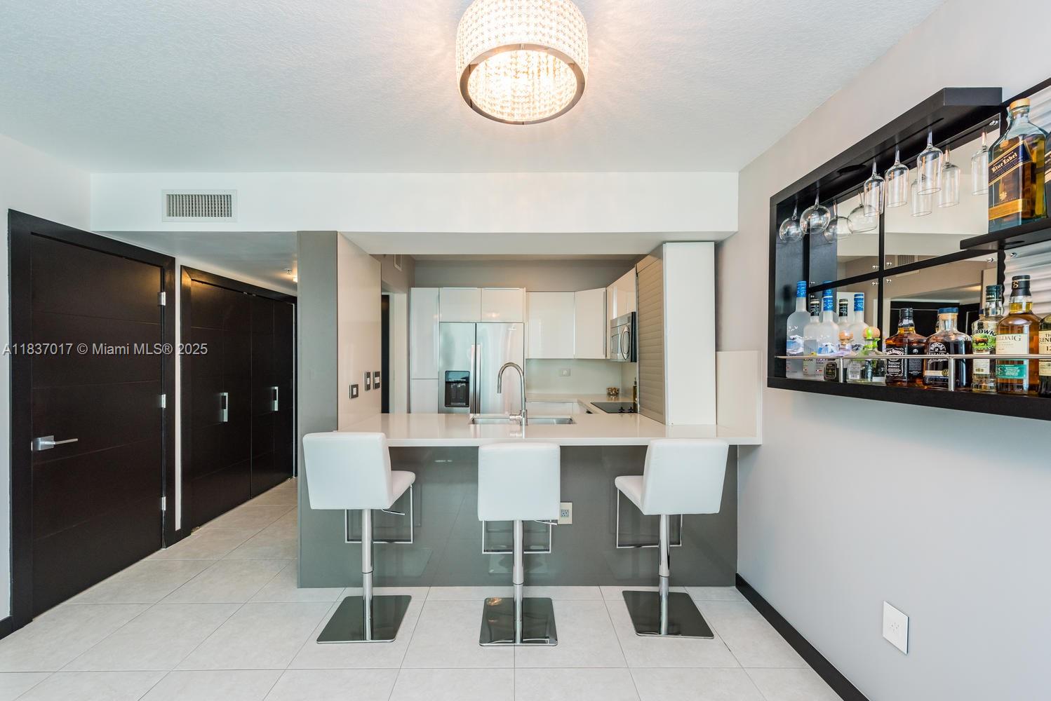 31 SE 5th St 2209