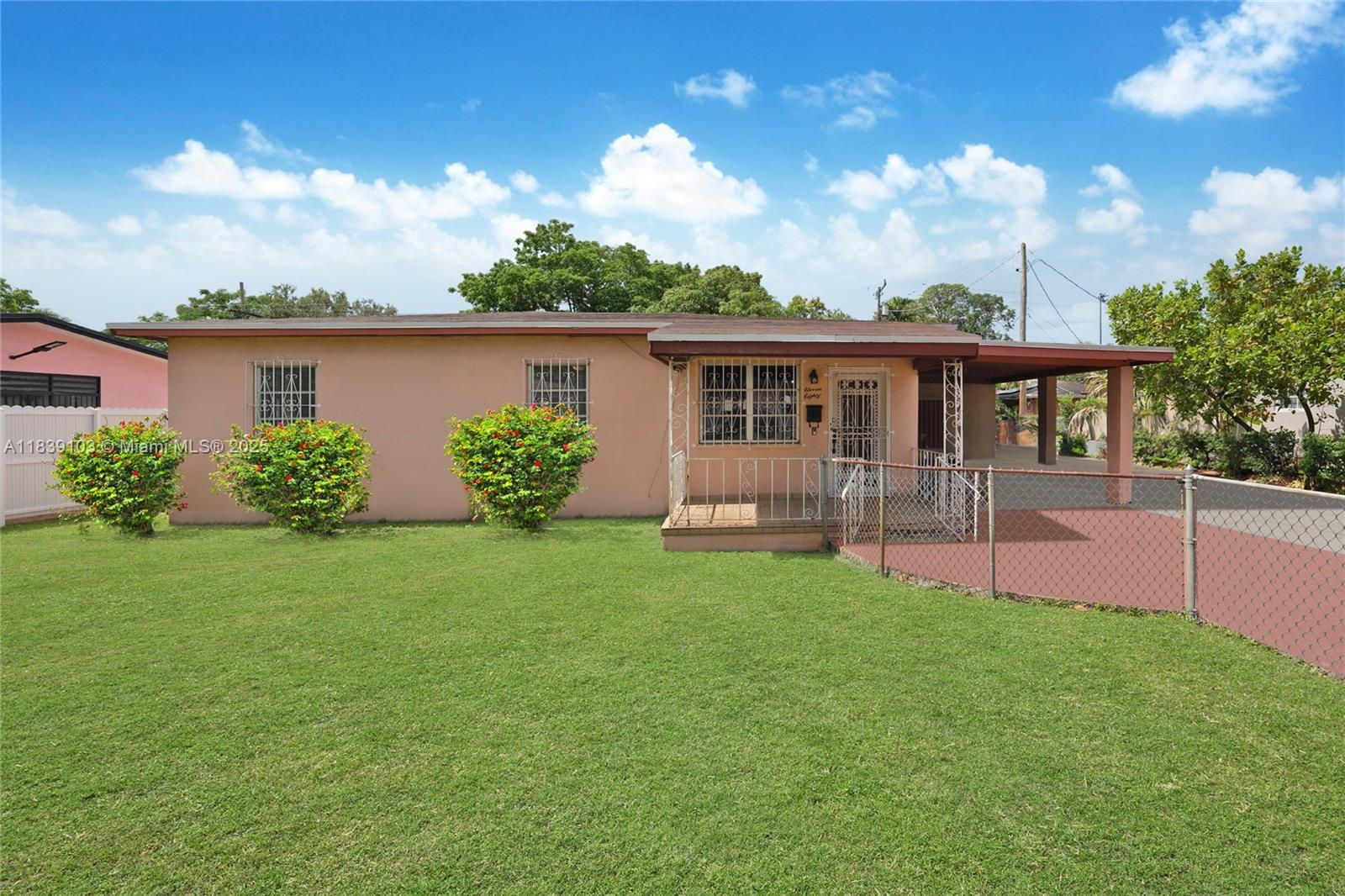BISCAYNE VILLAGE HEIGHTS - Residential