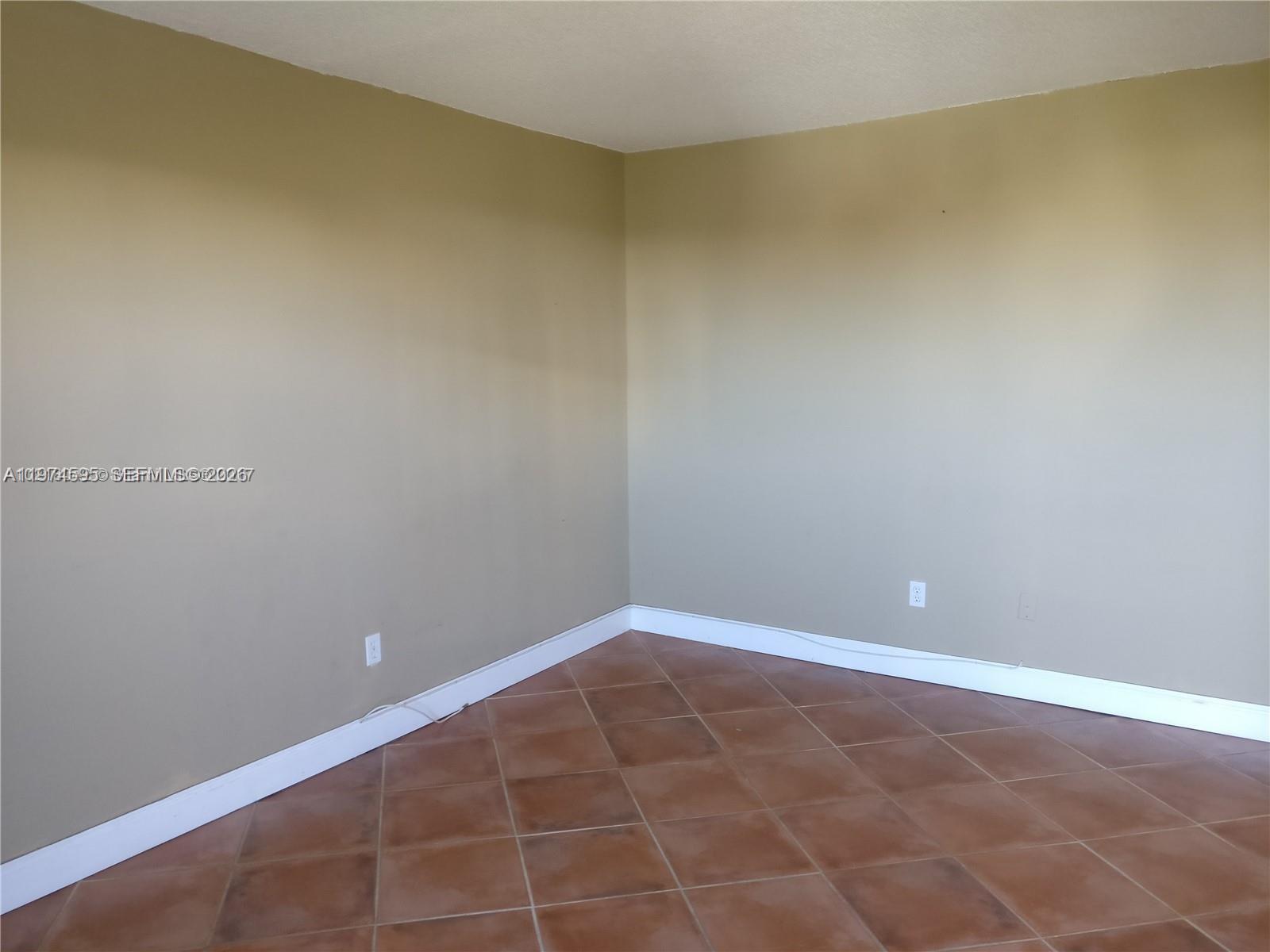 NORTH BAY VILLAS CONDO - Residential Lease