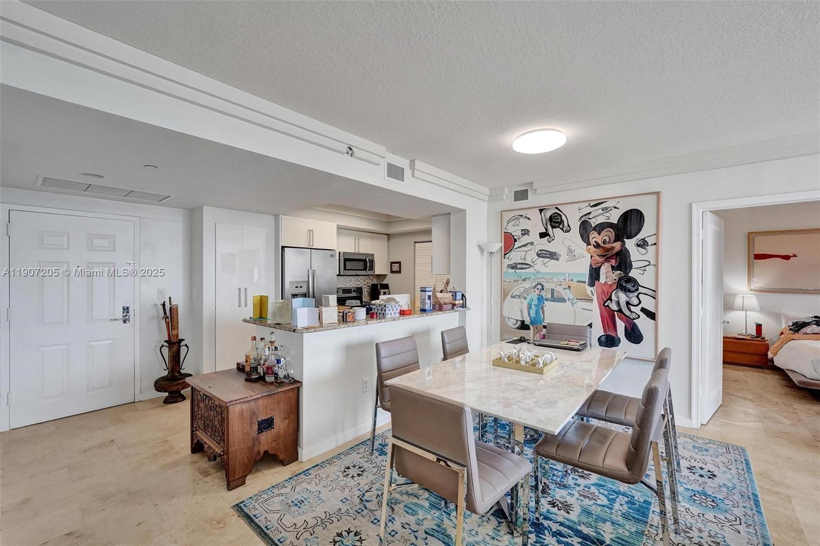 TURNBERRY ON THE GREEN CO - Residential Lease