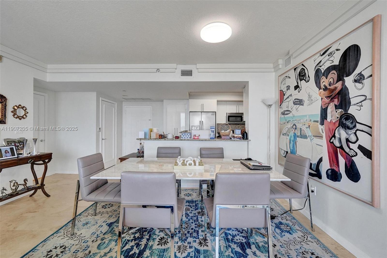 TURNBERRY ON THE GREEN CO - Residential Lease