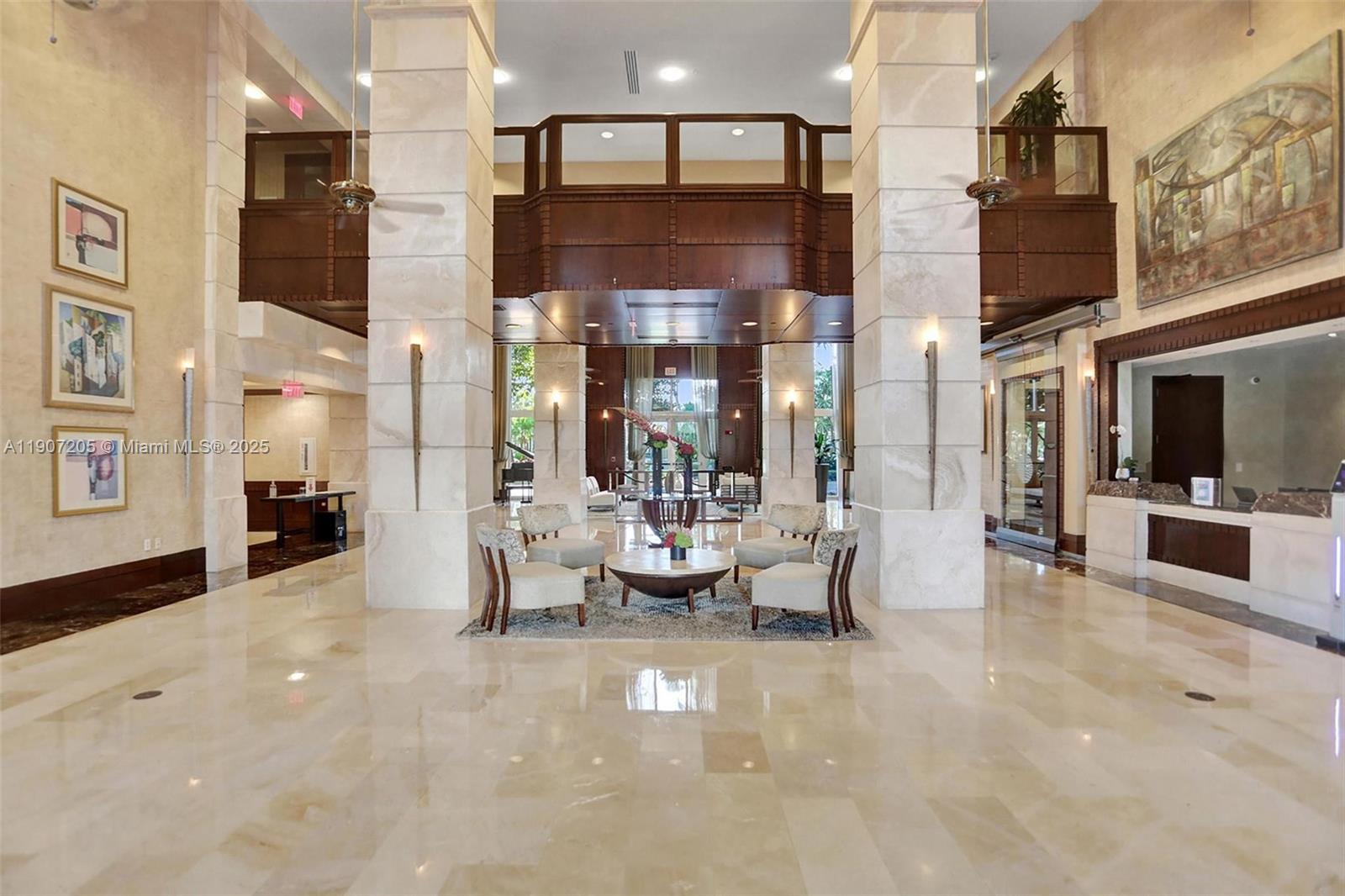 TURNBERRY ON THE GREEN CO - Residential Lease