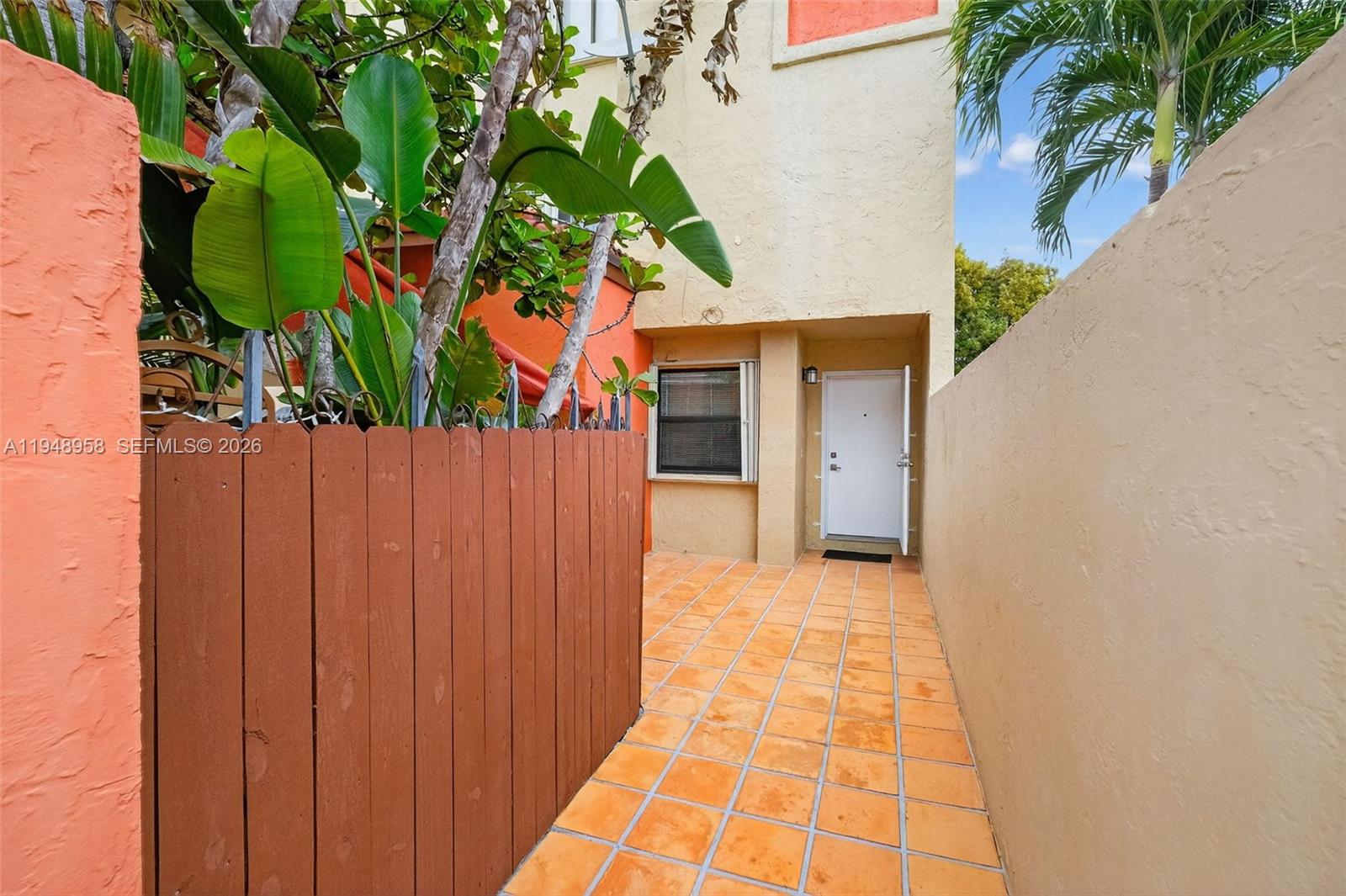 WINDSONG LAKES CONDO - Residential