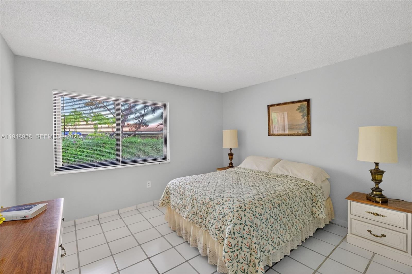 WINDSONG LAKES CONDO - Residential