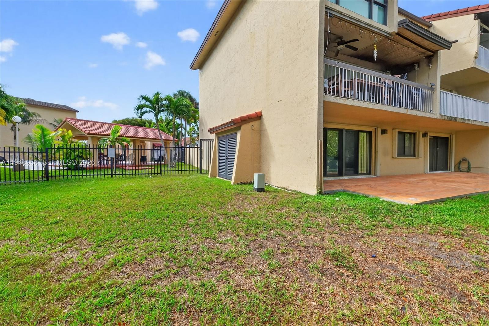 WINDSONG LAKES CONDO - Residential