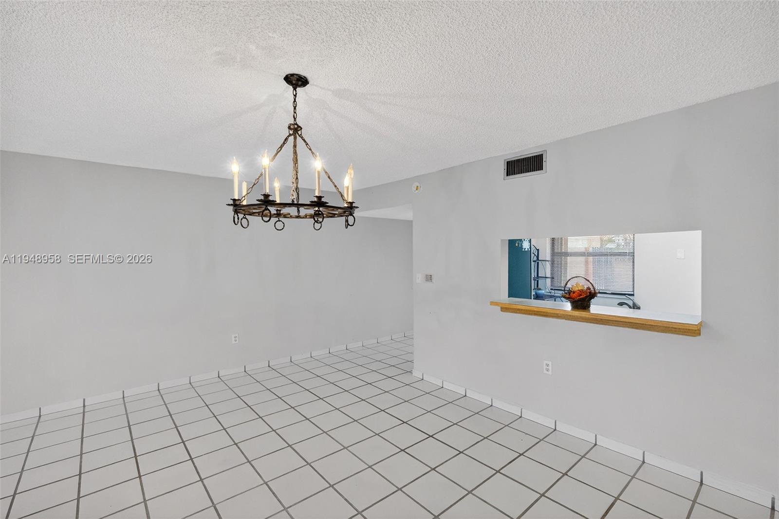 WINDSONG LAKES CONDO - Residential