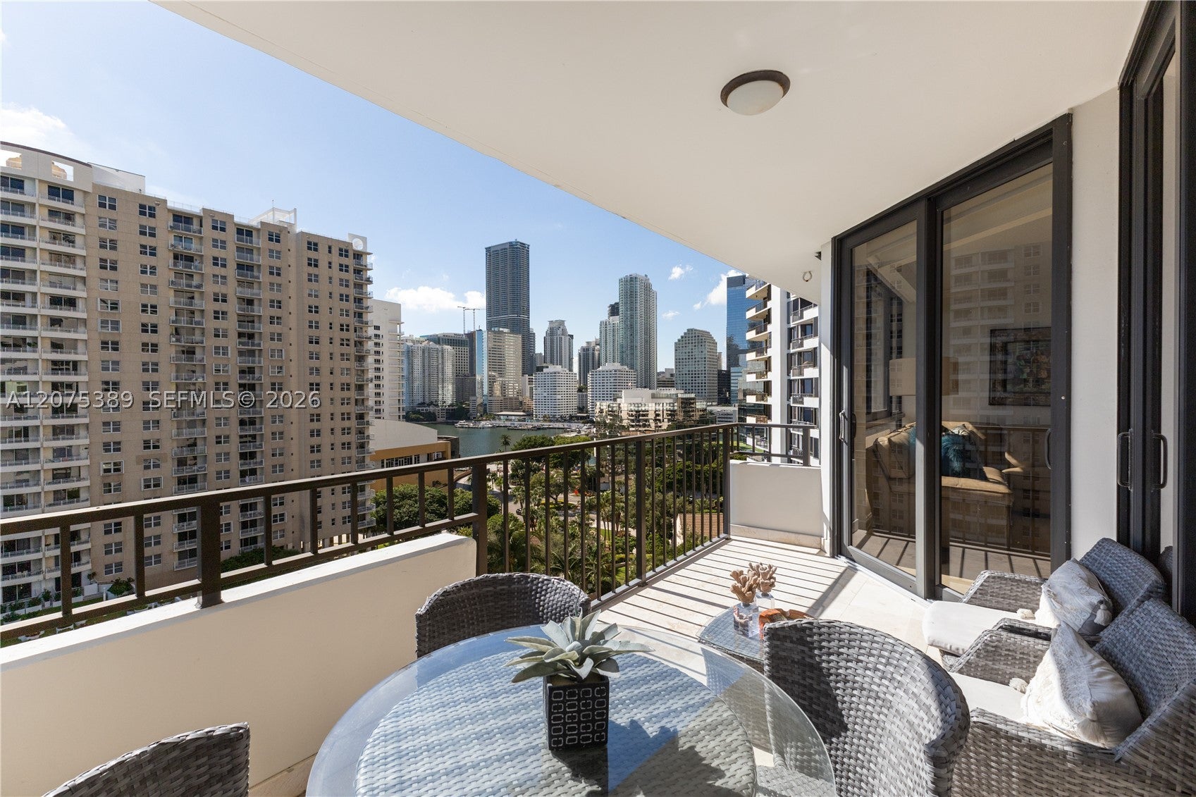 520 Brickell Key Dr A1207