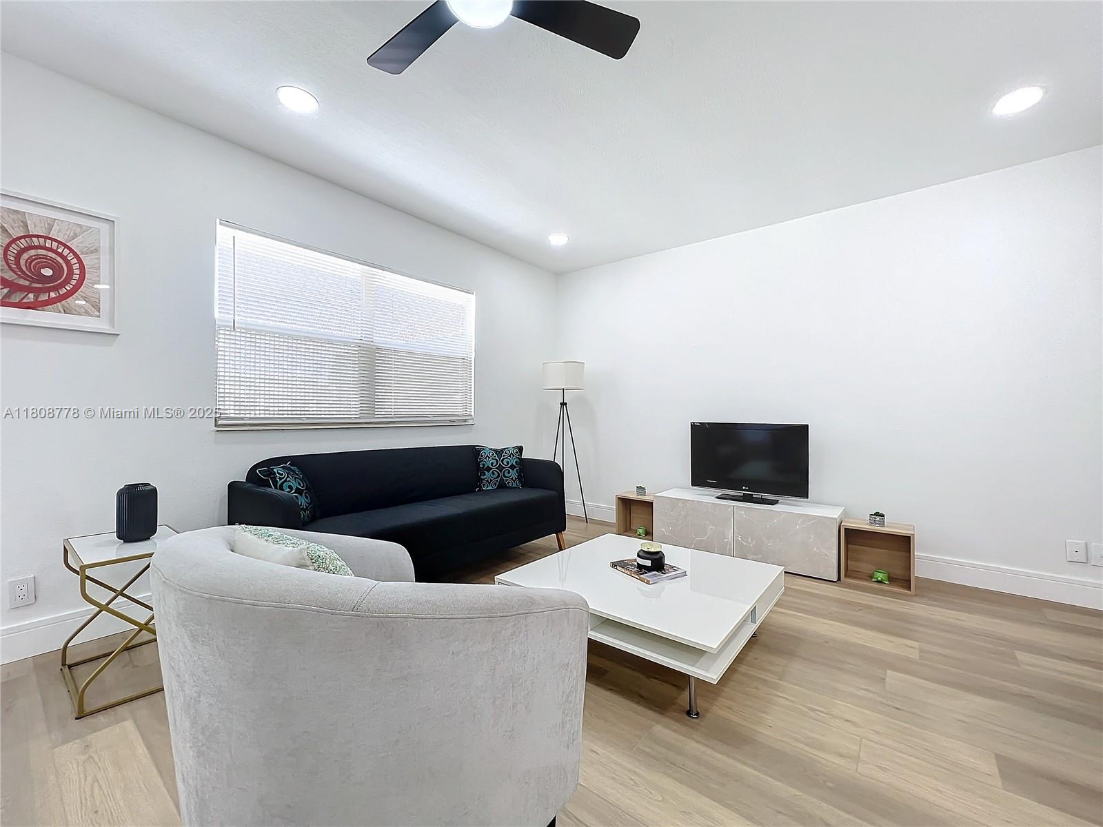 KINGS POINT MONACO CONDOS - Residential