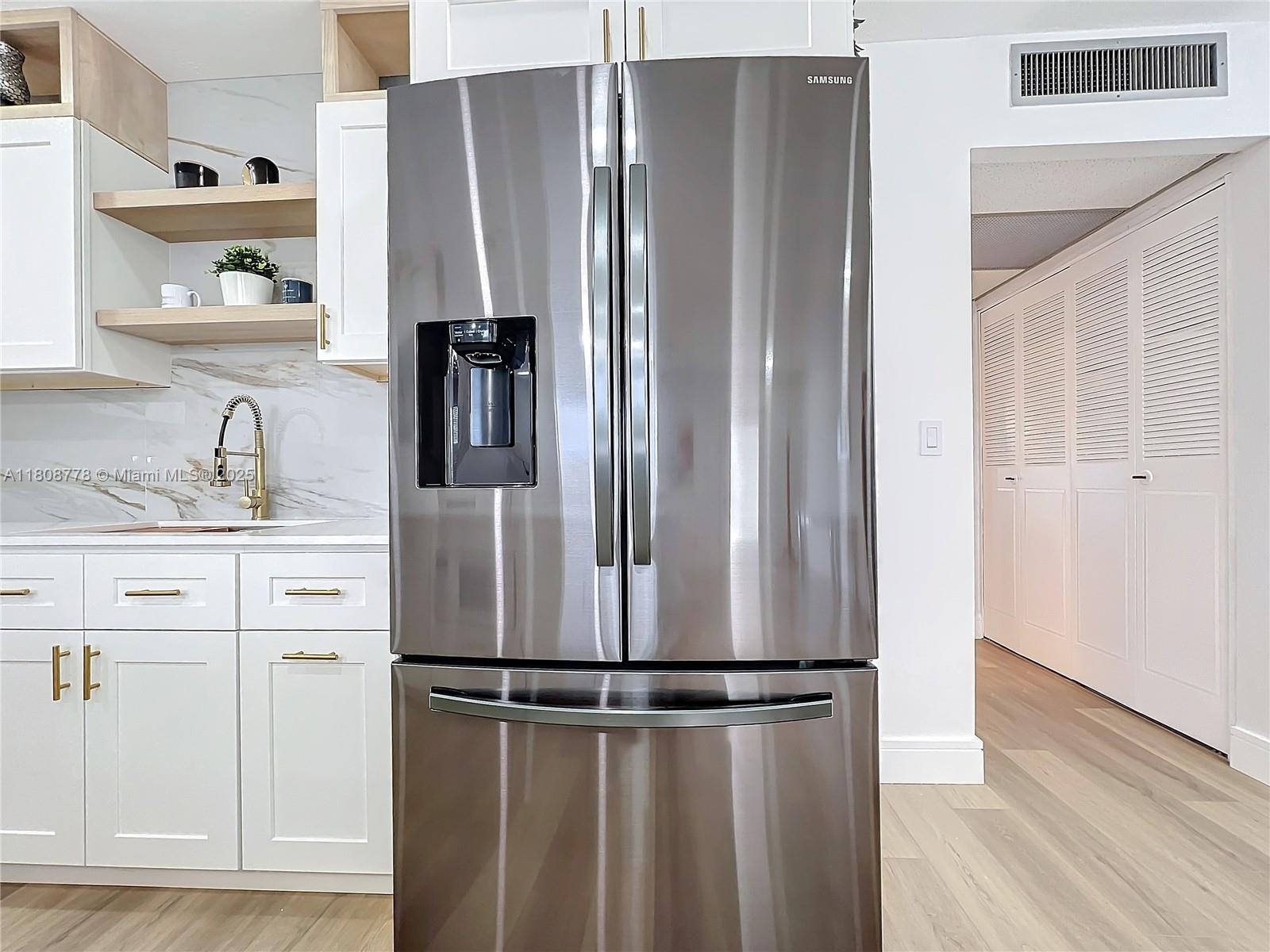 KINGS POINT MONACO CONDOS - Residential