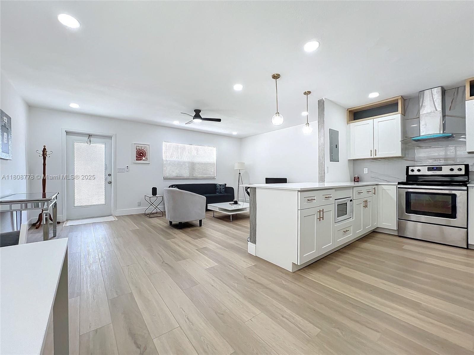 KINGS POINT MONACO CONDOS - Residential