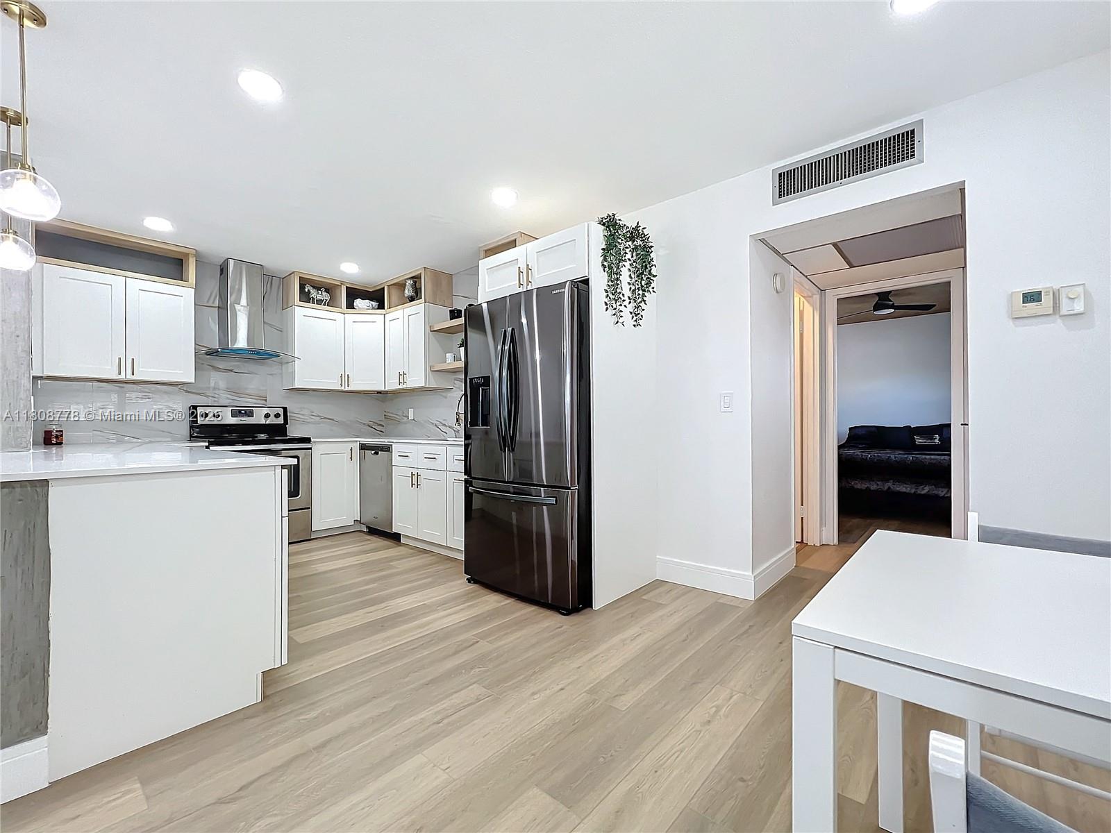 KINGS POINT MONACO CONDOS - Residential