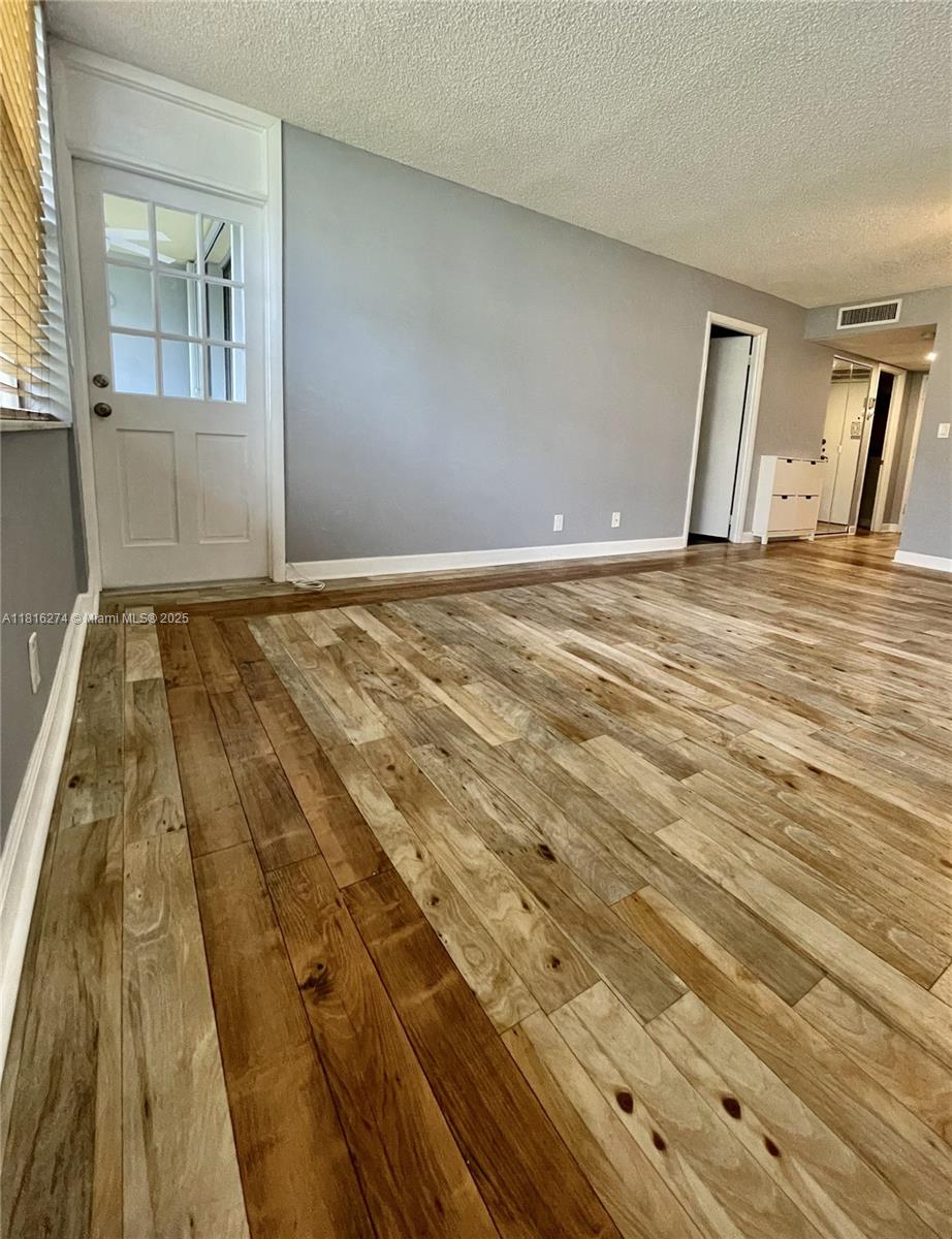 WATERGATE CONDOMINIUM NO - Residential